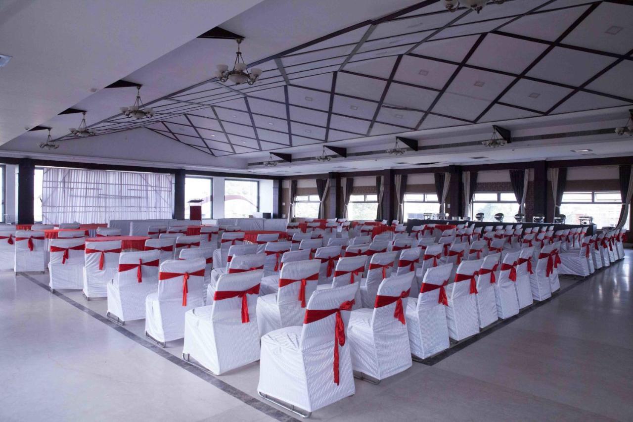 Hotel Central Park Siliguri Eksteriør bilde