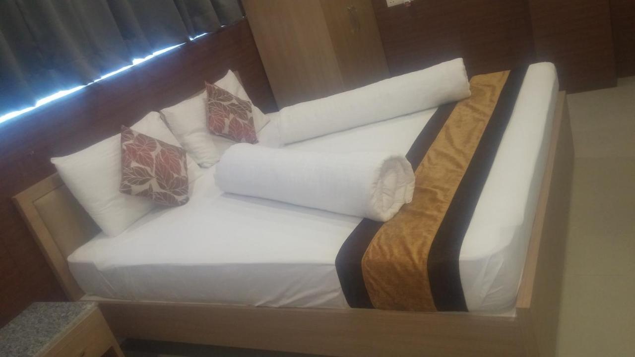 Hotel Central Park Siliguri Eksteriør bilde